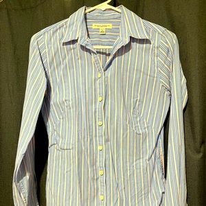 Banana Republic button down size small striped